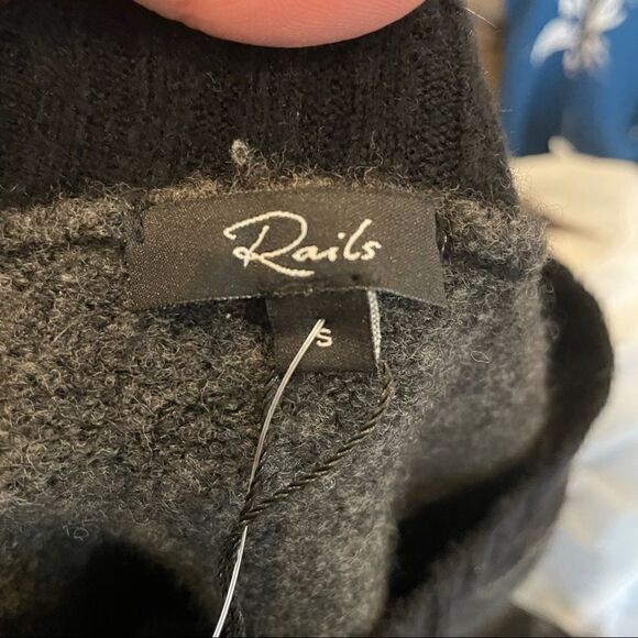 Rails CHANCE - CHARCOAL TIGER STRIPE Small - Picture 3 of 12